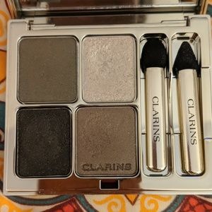 Clarins eyeshadow palette